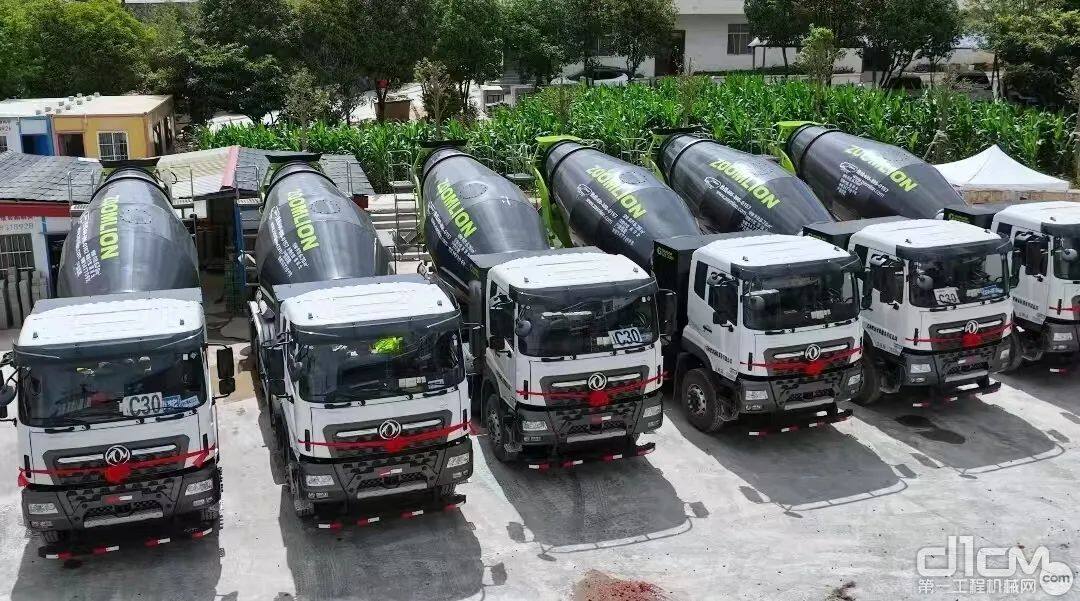 再迎批量交付潮！中联重科“凌冠”新能源搅拌车热销云南