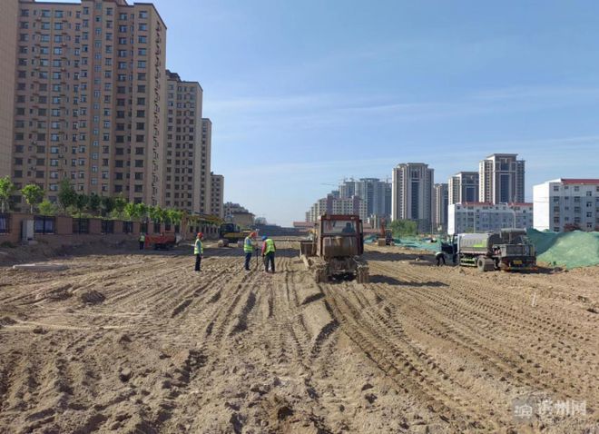 全力以“复”中海城建假日不休开发区基础设施建设加速跑(图3)