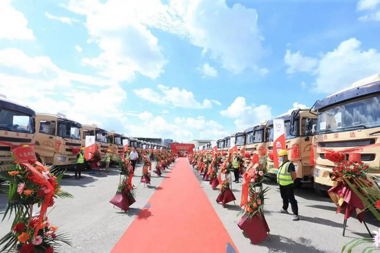 双料冠军！三一电动搅拌车、自卸车王者地位无人可撼(图2)