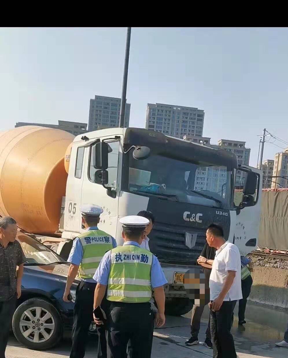 水泥搅拌车轧死男童后仍拉货？温州警方：系被人擅自开走