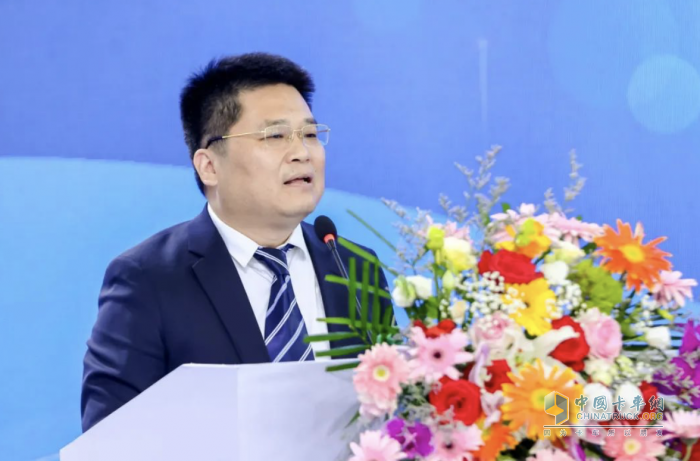 中集·陕汽一体化混动搅拌车亮相中国混凝土展会助力行业的绿色转型升级(图3)