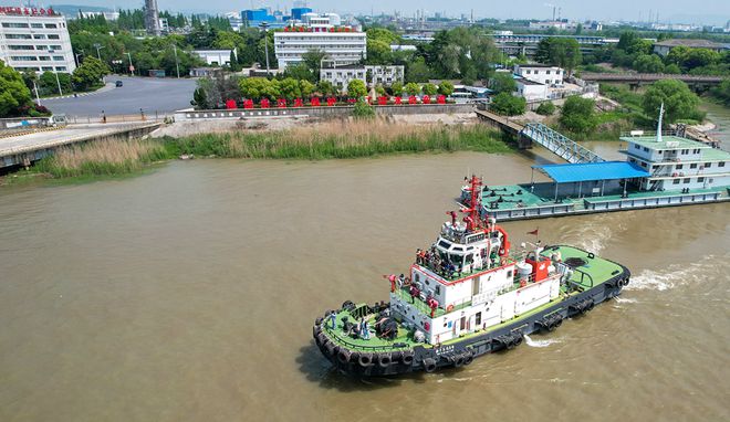 七部门：开展沿江1公里化工腾退地块土壤污染专项治理行动