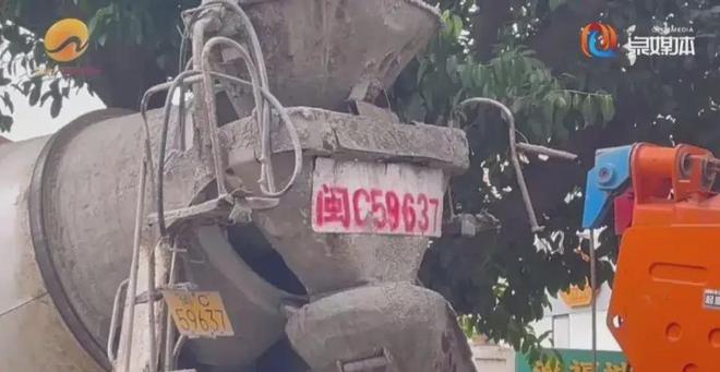 突发！大货车撞岗亭致驾驶员当场身亡现场惨不忍睹！(图8)