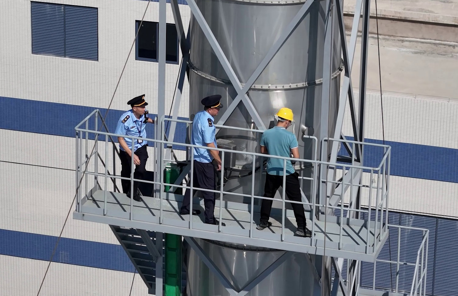 利剑八号：剑指环境污染为美丽深圳护航(图2)