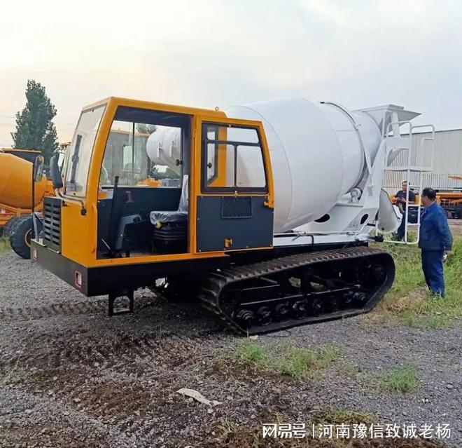 35立方四驱平口混凝土搅拌车结构原理(图3)