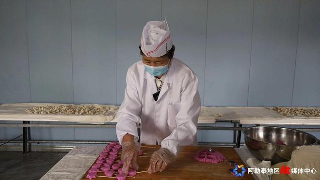 阿勒泰：看一颗奶疙瘩的华丽变身(图3)