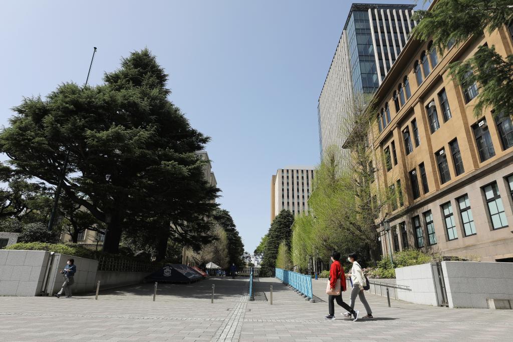招生名额比入学人数多日本进入“全员上大学时代”