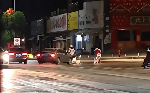 洒水车0℃以下洒水致路面结冰酿事故(图3)