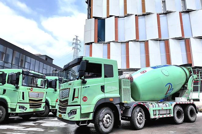 商砼运输车更优选：40台远程醇氢电动搅拌车5年省下1500万！(图2)
