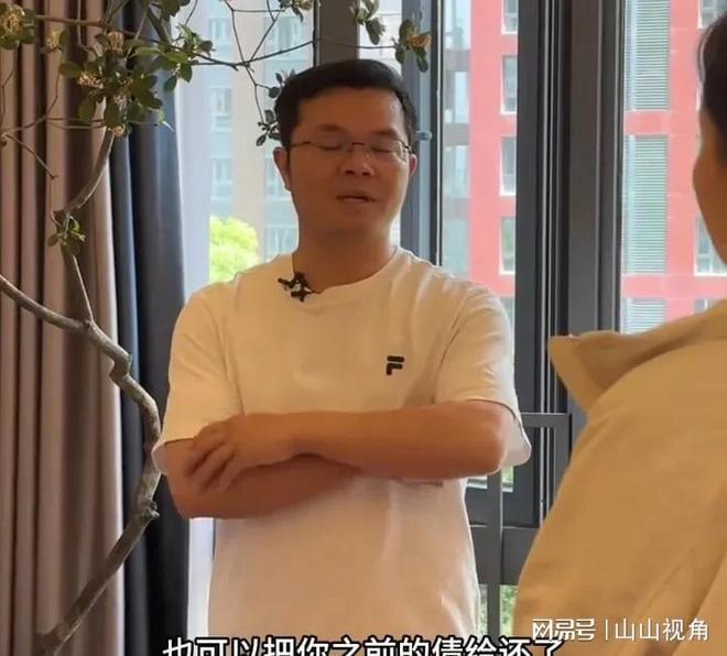 网友组队吐槽小娜直播表现小娜评论区补救网友不买单反怒怼她(图3)