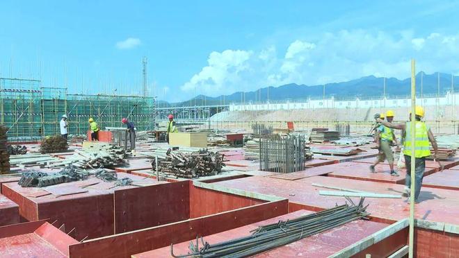 【聚焦龙川新城建设】龙川宝龙工业园标准厂房主体施工全面启动预计2027年3月投用！(图2)