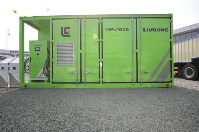 硬核亮相！柳工“源网荷储充”方案赋能绿色转型(图2)