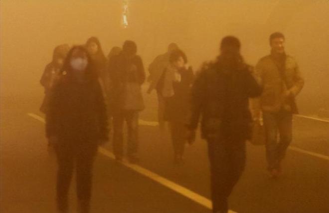 一天“吞”掉40亩沙漠？中国发明的“吞沙巨兽”已在甘肃启用！(图3)