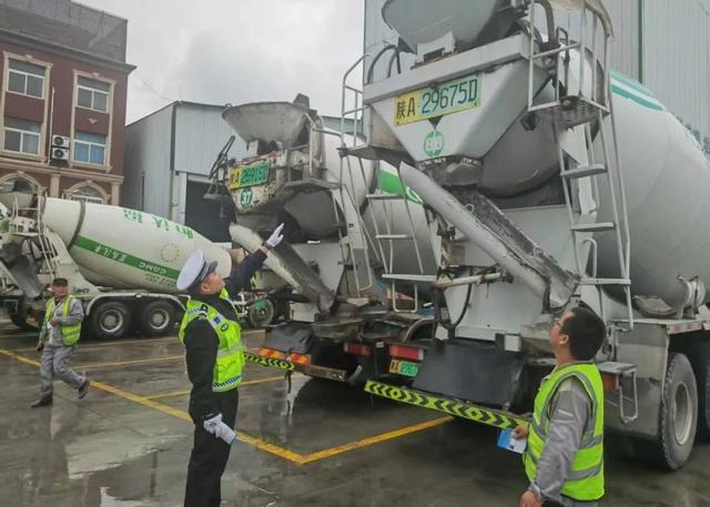 西咸公安以坚守护平安(图2)