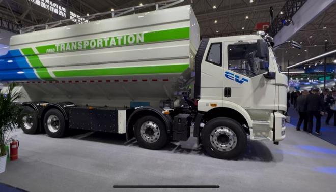 中国商用车迈向拐点：多元路线竞技、结构重塑、出海格局重构(图3)