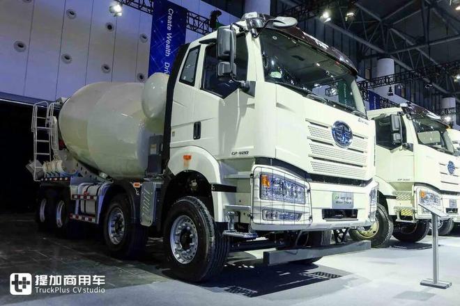 公路列车牵引车、全驱工程车抢眼！解放海外品牌CORTRON来袭实拍带您看亮点车型！(图10)