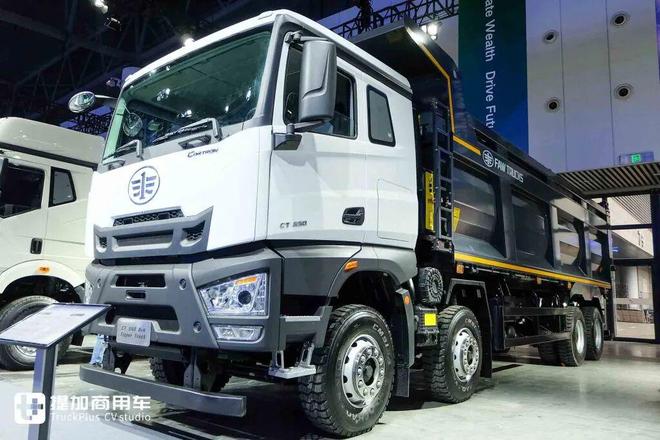 公路列车牵引车、全驱工程车抢眼！解放海外品牌CORTRON来袭实拍带您看亮点车型！(图13)