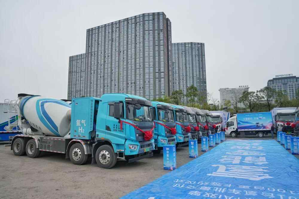 氢能商用车在广州白云规模化落地深度融合AI技术(图2)