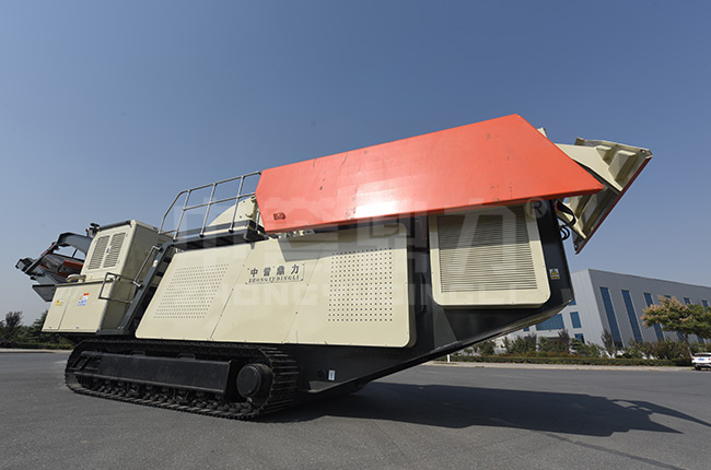 移动式破碎筛分机的