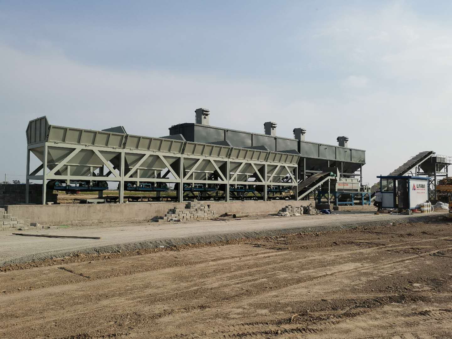 灰土拌合站稳定土碎石机质量可靠(图2)