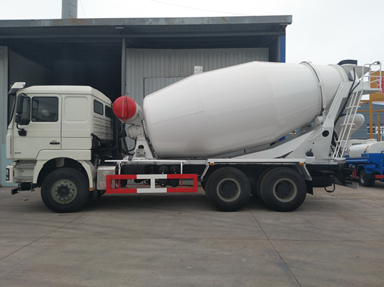 12方水泥搅拌车供应商_福田欧曼12方混凝土搅拌车(图3)