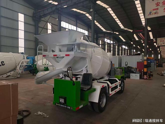 混凝土搅拌车厂家实力推荐：工程建设领域优选方案(图3)