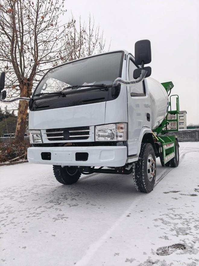 评价高的混凝土搅拌车厂家实力推荐：工程建设领域选型参考(图2)