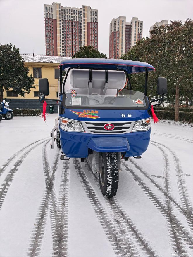 混凝土搅拌车厂家实力推荐：工程建设领域的高效解决方案(图3)